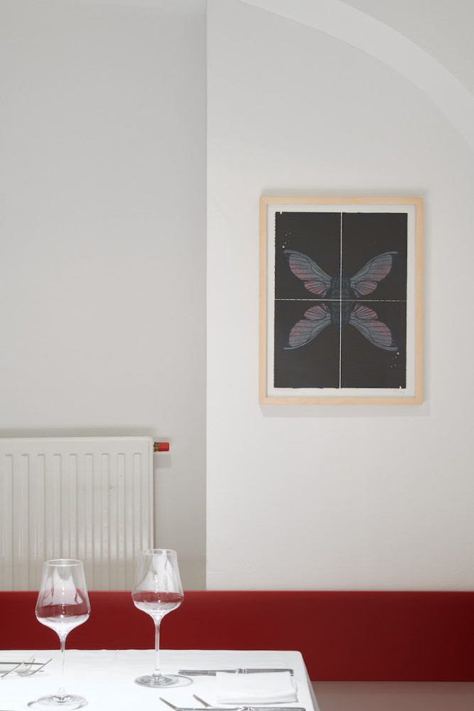 Steffi_Parlow_Dunkelblau riecht salzig, gelb schmeckt bitter. #02, 2019, 5 von 5