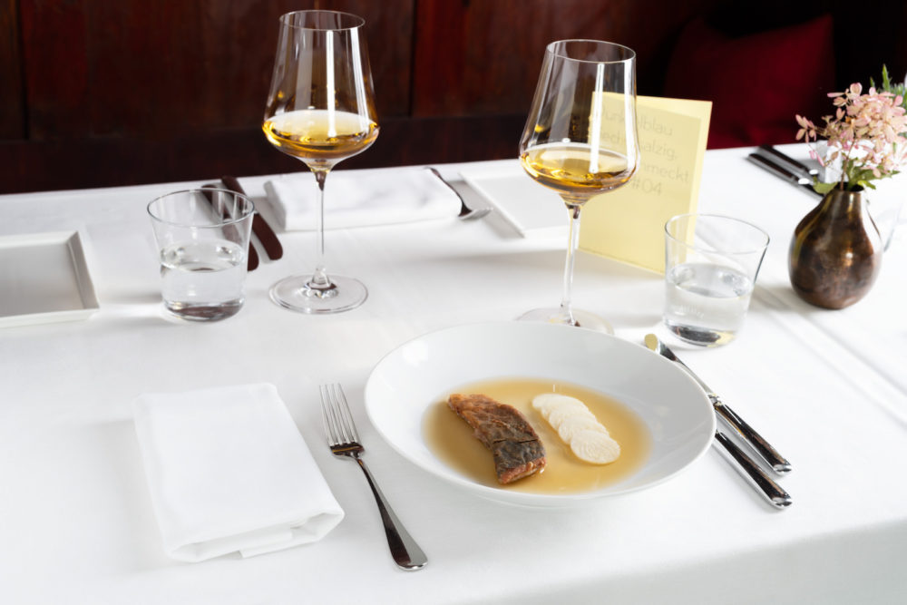 Steffi_Parlow_Dark blue smells salty, yellow tastes bitter. #04, 2019, 7 of 12