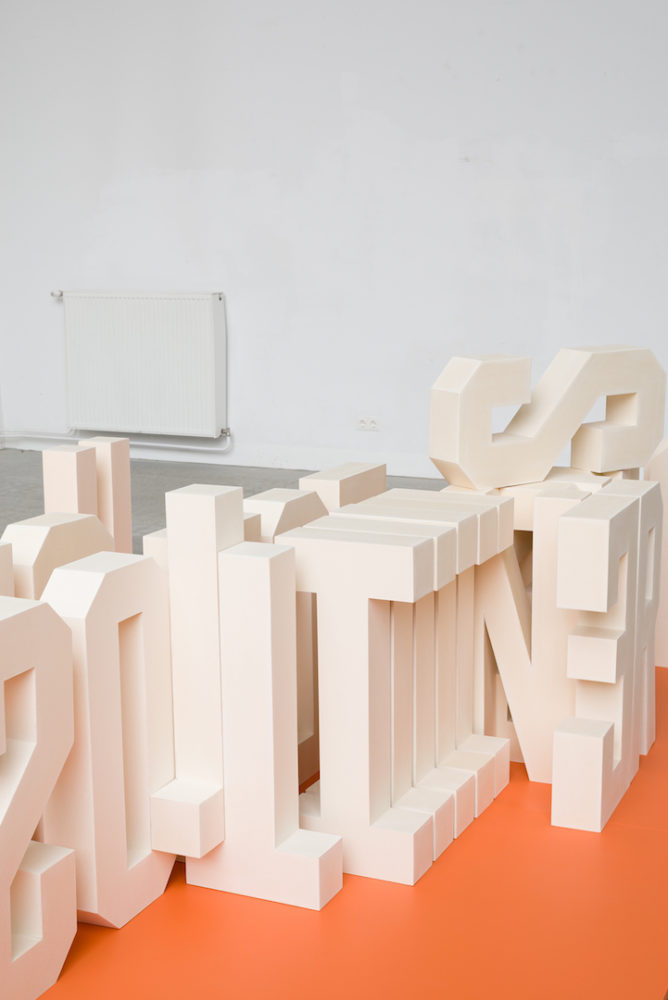 Steffi_Parlow_I can. I can't. Who cares?! 2015, 2 of 6