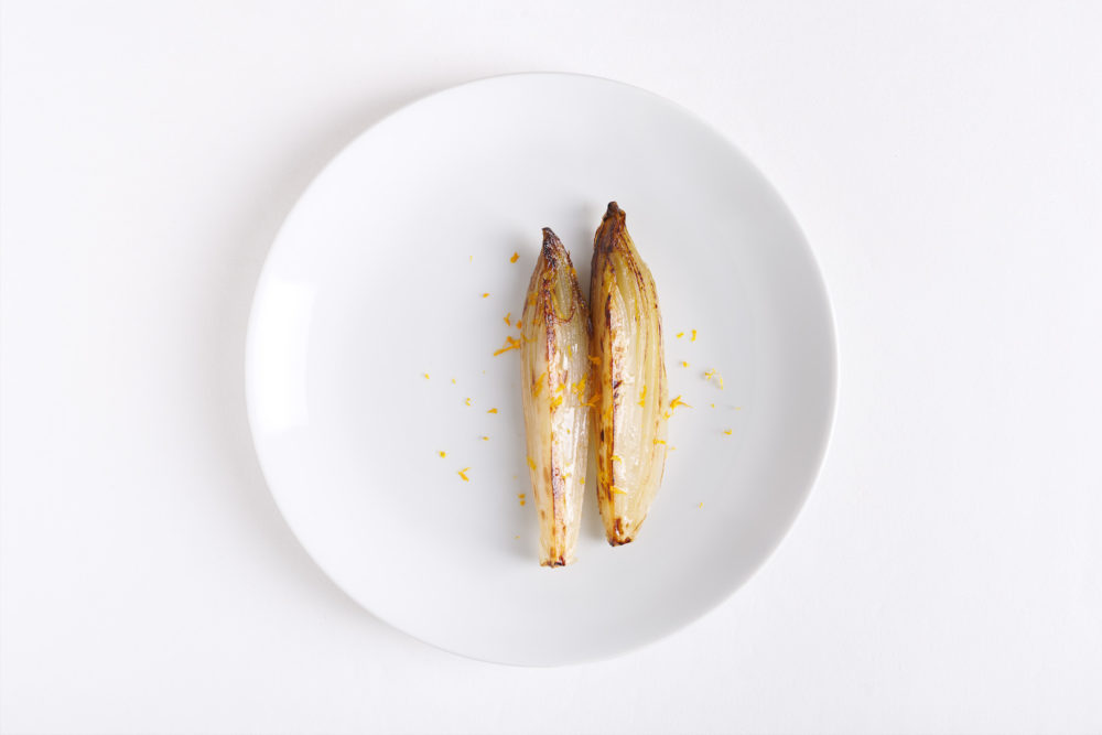 Steffi_Parlow_Dark blue smells salty, yellow tastes bitter. #01, 2019, 3 of 5